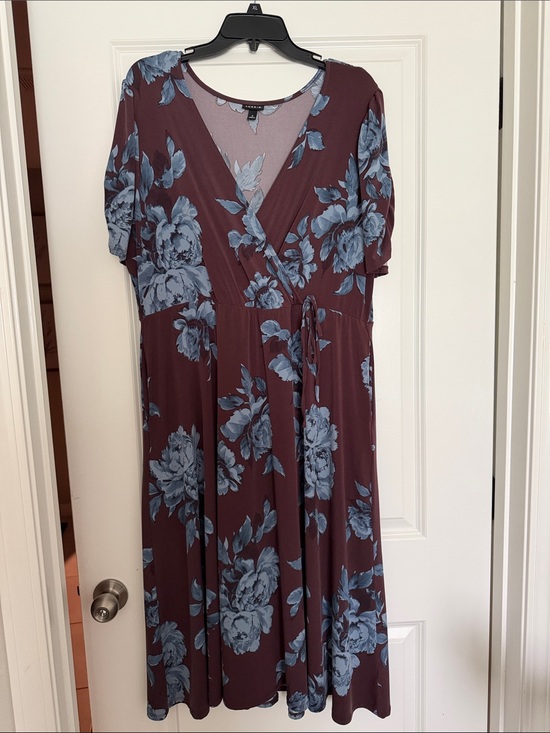 torrid Dresses & Skirts - torrid Burgundy Midi Dress with Blue Floral Print Wrap